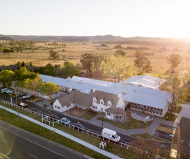 Camden Valley Inn