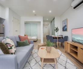 Studio Unit with Balcony near Burwood Bars and Shops