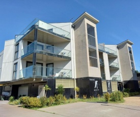 Apartments in Phillip Island Towers - Block C