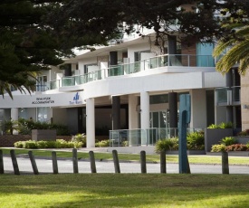 The Waves Apartments