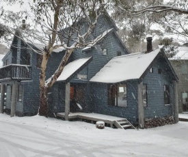 SNOWED INN apartment