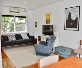 Charming 1BD Apartment in Leafy-green Hawthorn!