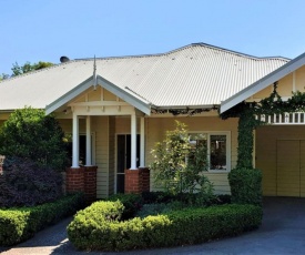 Healesville House - Fig Tree House