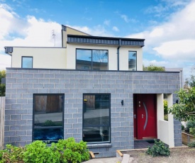 Apollo Bay Seal Apartments