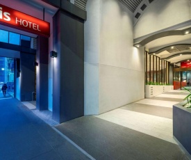 ibis Melbourne Hotel and Apartments