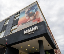 Miami Hotel Melbourne