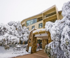 Mt Buller Chalet Hotel & Suites