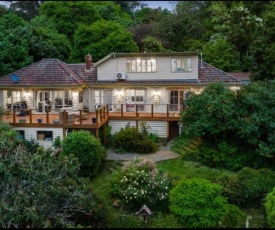 Mountain Villa in Dandenong Ranges