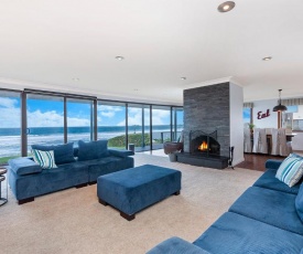 Iluka - Perched On East Beach