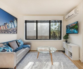 Cosy 1-Bed Unit near MCG and AAMI Park