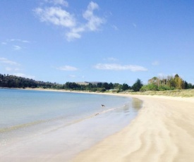 Hobart Beach Front Cottage