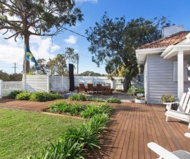 SORRENTO BEACH COTTAGE