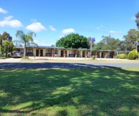 Golfers Retreat Motel