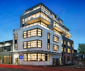 The Hamptons Apartments - St Kilda