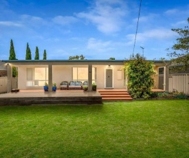 Casual Beachin It Family Getaway- with Bungalow on Beachfront