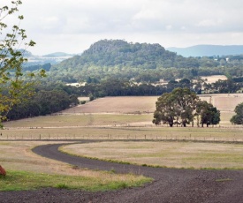 Hanging Rock Views