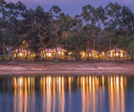 Olio Bello Lakeside Glamping