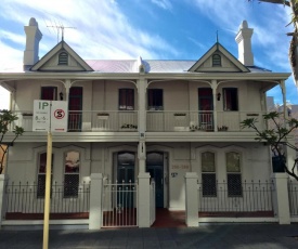 Hay Street Traveller's Inn