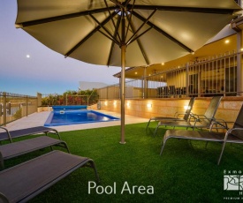 7 Kestrel Place - PRIVATE JETTY & POOL