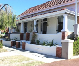 Captain's Heritage Cottage