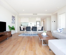 STAYNCO Crows Nest - Close to shops, Royal North Shore Hospital & Mater Hospital