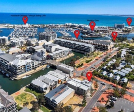 Studio 11 Mandurah Marina