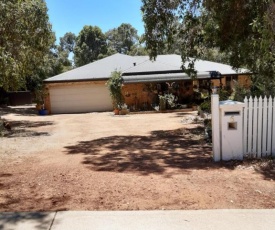 Mundaring Bed and Breakfast