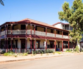 Beadon Bay Hotel