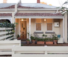 Gorgeous Subiaco cottage