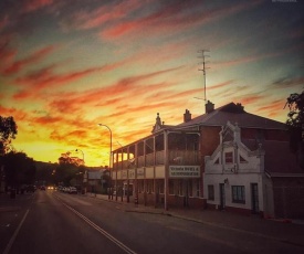 Victoria Hotel Toodyay