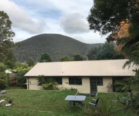 Warburton Holiday House