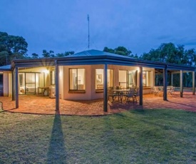 Yallingup Pet Friendly Bush Retreat