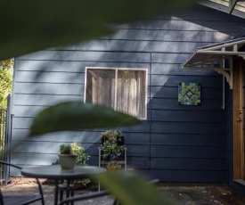 Funky Flat on Acreage