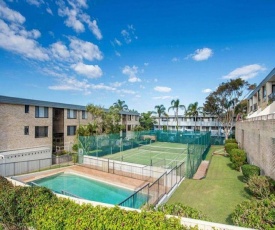 14 'THE DUNES', 38 MARINE DR - LARGE UNIT WITH POOL, TENNIS COURT AND DIRECTLY ACROSS FROM FINGAL