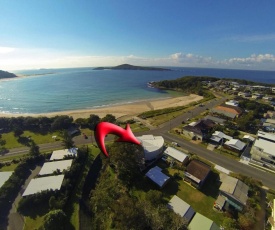 Boulder Bay Rd 1/2 - Fingal Bay