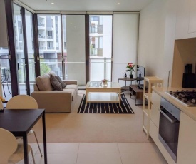 Modern one bedroom apartment near CBD & USYD