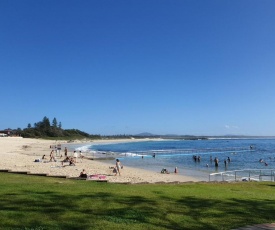 CHILL-OUT BEACHSIDE @ FORSTER