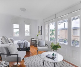 Designer styled studio in the heart of trendy Glebe