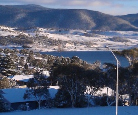 Jindabyne Guest House