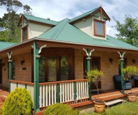 Cascades Manor Luxury Homestay Katoomba