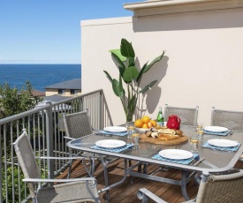 Seaview on Boanyo - ocean views and close to beach