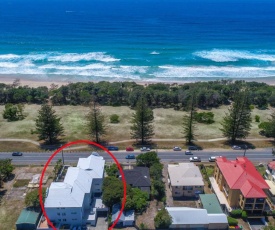 Beach Views on Marine Parade