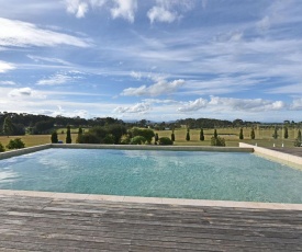 Noble Willow Estate Lovedale. Super Spacious, with views and pool