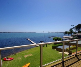 Blue Water at Mannering Park