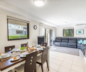 16 'Carindale' 19-23 Dowling St - Ground floor, Foxtel, Pool and Tennis Court