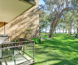 Bay Parklands, Unit 21/2 Gowrie Avenue