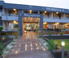 Peninsula Nelson Bay Motel and Serviced Apartments