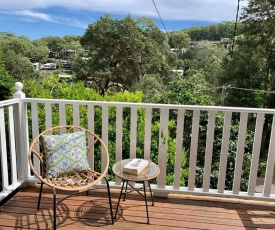 Storm Cottage @ North Avoca, private with bushland views