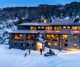 Boonoona Ski Lodge