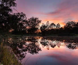 Hunter Hideaway Cottages